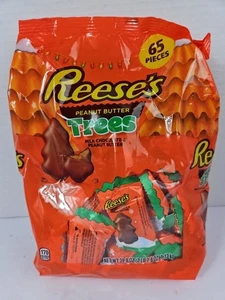 Reese’s Peanut Butter Trees 65 unidades 39,8 oz bolsa de vacaciones chocolate con leche 10/25 - Imagen 1 de 3