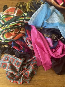 Lot Of 12 Vintage Scarves Scarf Echo Silk 60s 70s 80s Head Neck Square Bag Wrap - Picture 1 of 10