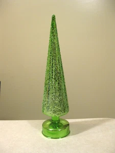 LED Light w/Timer Plastic Green Christmas Tree 14"Tall VGC Comes with Batteries - Picture 1 of 5