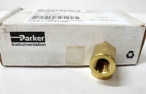 NEU Parker Messing 1/4" bis 1/4" Innengewindebogen FNPT ~ Modell 4-4 FE-B - Bild 1 von 3