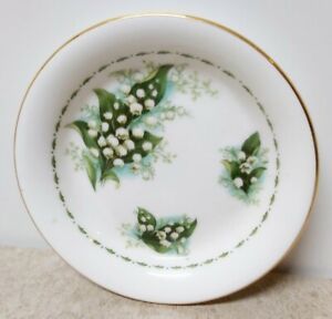 Royal Albert - Flower of the Month - Lily of the Valley Pin dish - Butter pat 