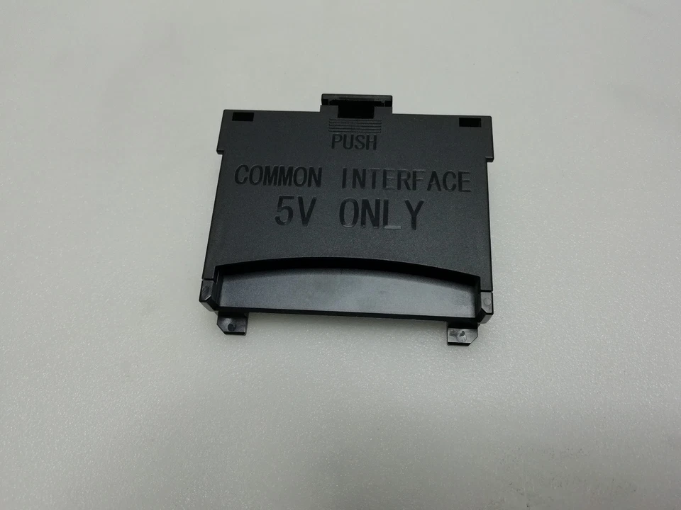 COMMON INTERFACE 5V ONLY fur Samsung UE50RU7100W - Bild 1 von 1