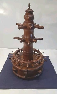 TORRE giratoria o soporte para joyas de nogal de carrete hecho a mano vintage ÚNICO EN SU CLASE - Imagen 1 de 24