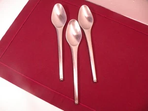 3 Stanley Roberts Contempra Stainless Steel Flatware OVAL SOUP SPOONS 8 1/8" - Picture 1 of 5