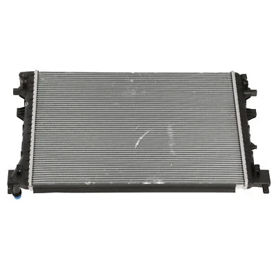 NEW OEM Volkswagen 2019-2021 Jetta Auxiliary Radiator Air Seal 5QM-121-251-P - Изображение 1 из 4