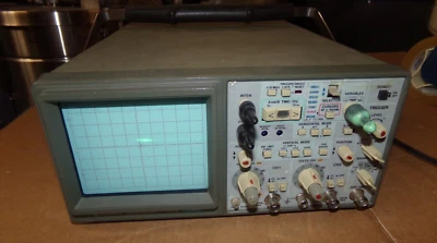 Hitachi V-1065A 100MHZ Oscilloscope - Image 1 of 4