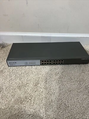 Belkin F5D5141-16 16-портовый гигабитный коммутатор версия V2000 - Изображение 1 из 4