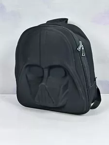 Zaino Loungefly Star Wars Darth Vader modellato 3D nero doppia zip ingresso - Foto 1 di 14