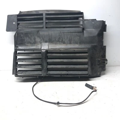 FORD FOCUS MK3.5 1.6 TDCI 2015-2018 RADIATOR SHUTTER VENT GRILL BM51-8476-AB - Image 1 of 4