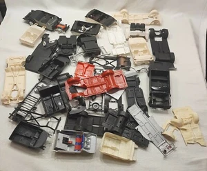 ๐ฅ Vintage Model Car Frames and interior Pans Junkyard Lot 1/24 and 1/25 F/SHIP - Picture 1 of 11