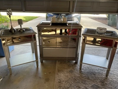 Pier 1 imports 3-piece Bedroom Furniture - Image 1 of 2