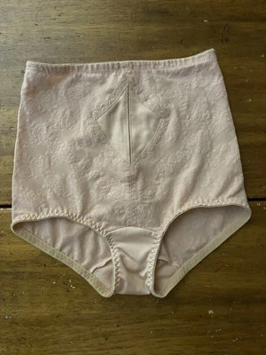 Q T Q.T. vintage Base Modeladora Bragas Faja Prendas Modeladoras Beige Medianas M Corea Foto 1 de 4