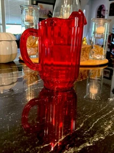 Yanco Red Plastic Serving Pitcher Three-Lipped Ribbed 60 oz - Picture 1 of 6