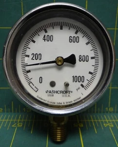 Used 2.5" Ashcroft Pressure Gauge 0-1000 PSI Bottom 1/4" NPT Connection - Picture 1 of 5
