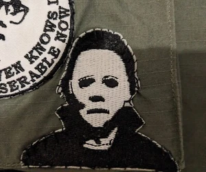 Michael Myers Patch Halloween Horror Bogey Man Gothic bestickt aufbügeln 2,5x2,5" - Bild 1 von 7
