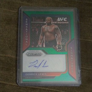 Derrick Lewis 2021 UFC Prizm Sensational Signatures Green Prizm Auto #SS-DLW