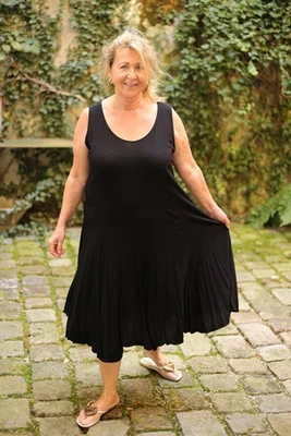 Privatsachen - Lagenlook TUNIKA KLEID FÖDERLICHT Gr 42 bis 52 - schwarz - Bild 1 von 4