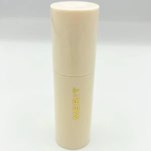 Bálsamo resaltador Merit Day Glow barra solsticio 0,14 oz tamaño de viaje NUEVO - Imagen 1 de 5