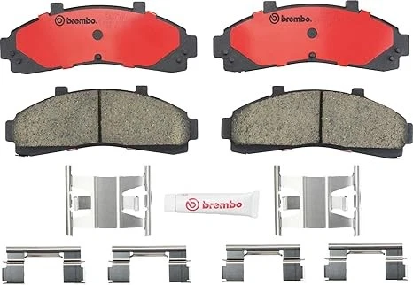 Pastillas de freno delanteras Brembo de cerámica para Ford Explorer 1995-2001 4 piezas frenos P24041N Foto 1 de 1