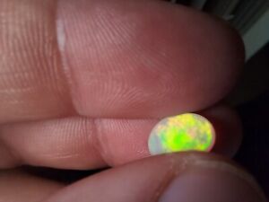 1.73 CT NATURAL SOLID CRYSTAL OPAL Lambina Field Oval shape Loose opal Red Green