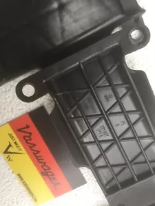 🇩🇪NEW FULL SET x4 VW GOLF JETTA MK2 BIG BUMPER SIDE REPAIR BRACKETS FRONT REAR - Picture 1 of 3