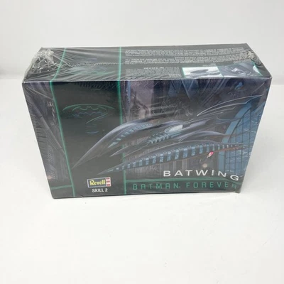 De colección 1995 Revell Batman Forever Batwing Modelo Kit 1:32 Sellado 6721 DC Comics Foto 1 de 4
