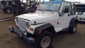 Distributor 6-242 Fits 98-99 CHEROKEE 6791271 - Picture 1 of 12