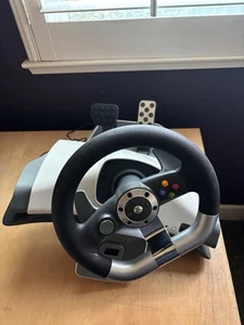 Microsoft Xbox 360 Wireless Racing Wheel - Picture 1 of 5