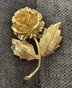 Retro Vintage Style Textured Rose Brooch Gold Tone Flower Statement Costume - Picture 1 of 4