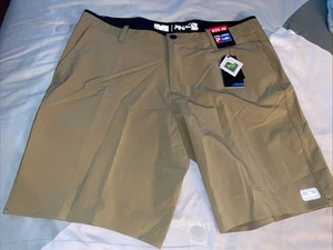 NWT PELAGIC Pinacol Hybrid Teflon High Performance Fishing Shorts Khaki Size 40 - Picture 1 of 11
