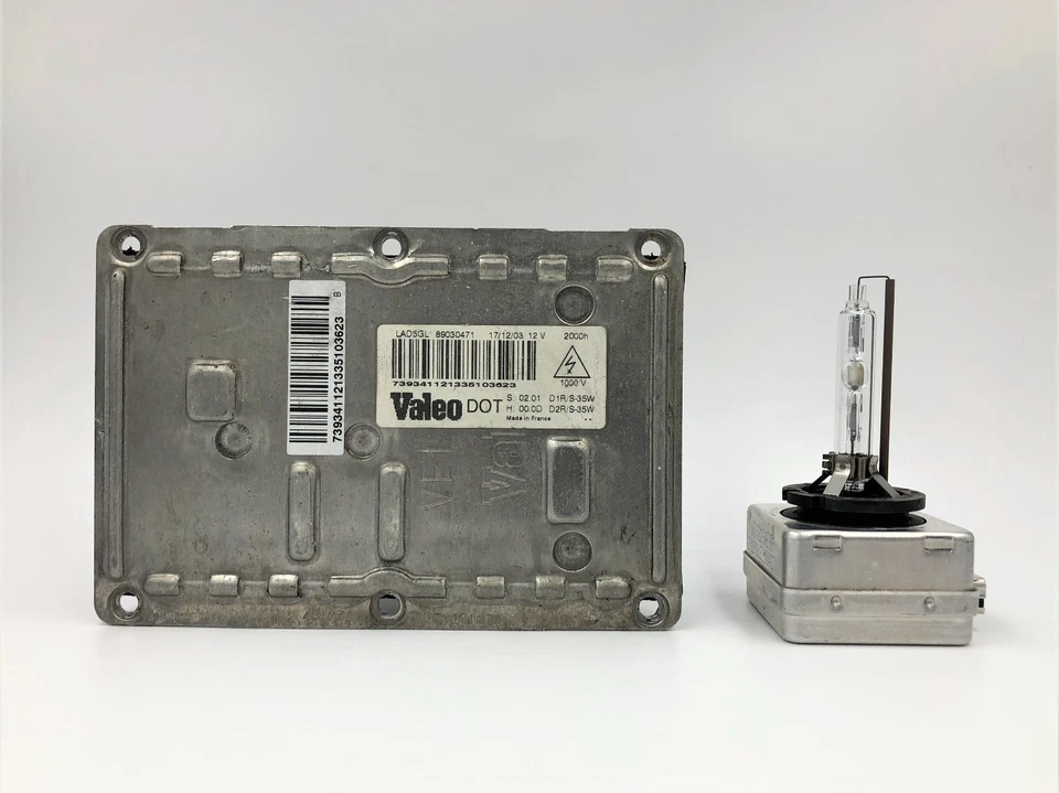 OEM 05-08 Chrysler 300 Xenon HID Faro Balastro y Bombilla D1S 5139061AA Foto 1 de 4