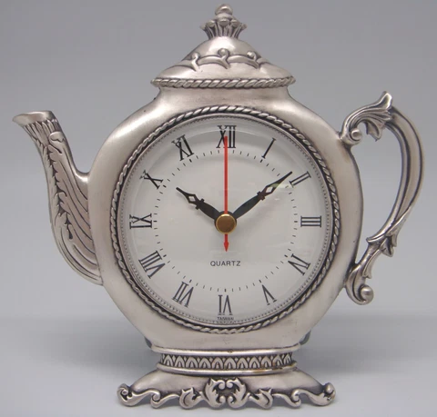 Pewter Metal Teapot Mantel Clock.  5-3/4” Tall. Quartz Movement w/Second Hand Cover