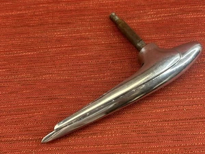 Nice 1937 Ford   hood ornament, handle latch, shaft, hot rat rod flathead - Foto 1 di 13