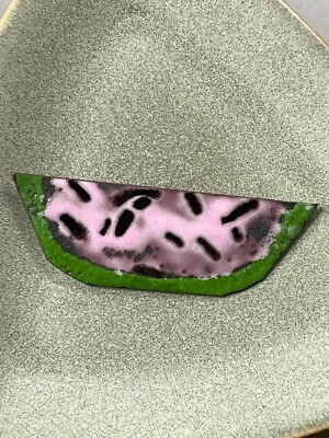 Broche prendedor rebanada de sandía de cobre macizo esmalte rosa y verde grande hecho a mano - Foto 1 de 4