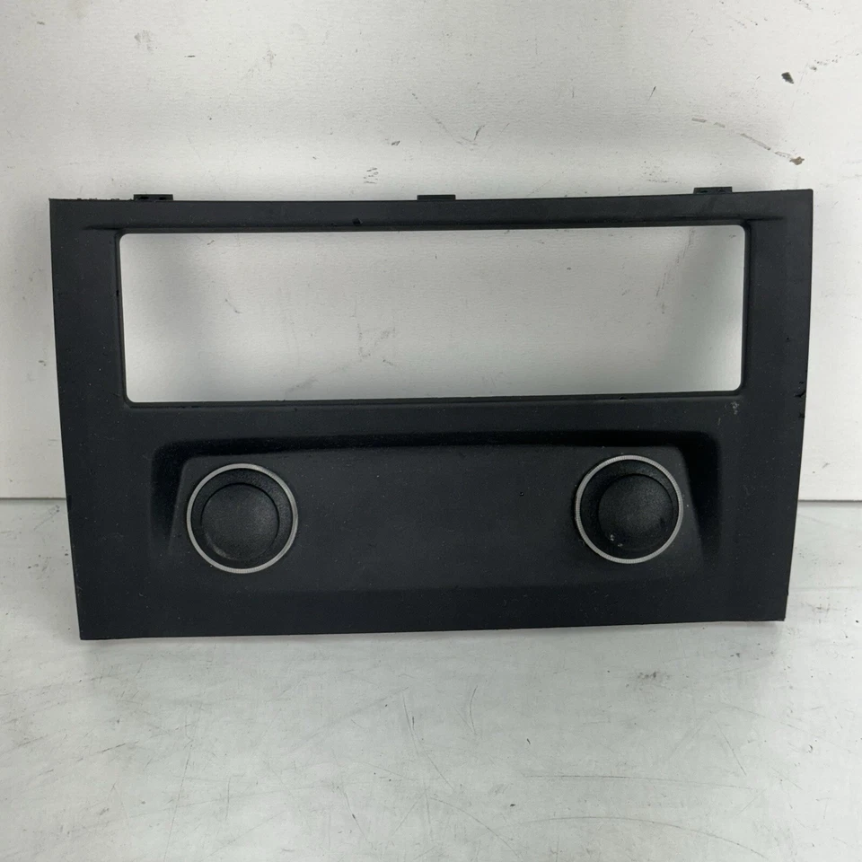 BMW F07 550i 535i GT 2010 2011 2012-2017 consola central inferior trasera moldura OEM Foto 1 de 4