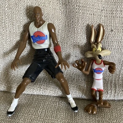 Figura de acción Space Jam Coyote & MJ Playmates Toys 1996 película original Foto 1 de 4