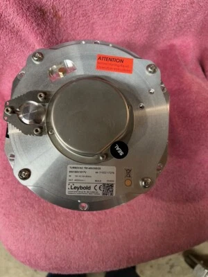 Bomba de vacío turbomolecular Oerlikon Leybold 800160V1017V Turbovac TW 400/300/25 Foto 1 de 4
