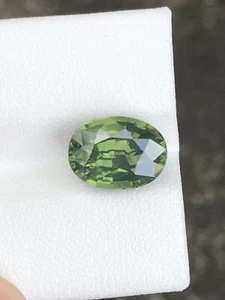 6,10 Ct Lucido AAA Alta Qualità Pistacchio Verde Zircone Naturale Srilanka Gemma - Foto 1 di 5