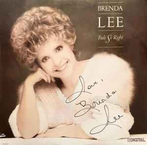 BRENDA LEE HAND SIGNED AUTOGRAPH LP ALBUM "FEELS SO RIGHT" - Imagen 1 de 2