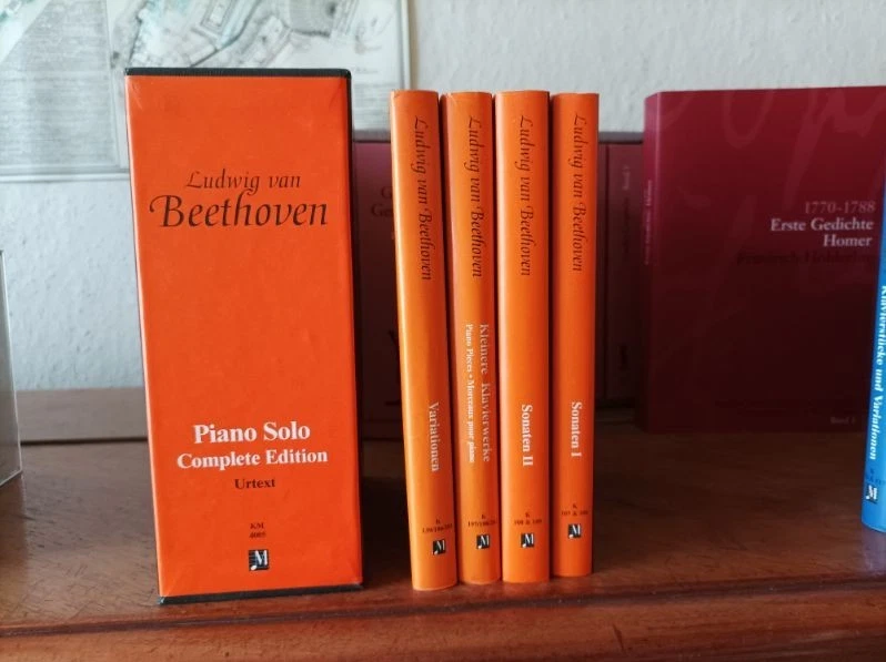 Ludwig v. Beethoven Urtext Piano Solo Complete Ed. 4 Bde Leinengebunden sehr gut - Bild 1 von 1