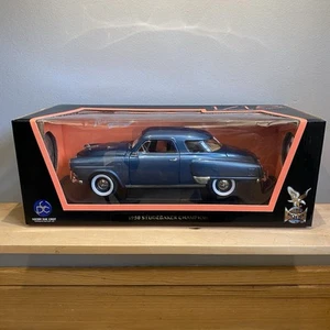 1950 Studebaker Champion Dark Blue Die Cast Model Car Road Signature 1/18 - Picture 1 of 12