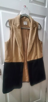 Elle двухцветный цвет блокированный жилет новый средний бежевый и черный $68 современный длинная линия - Изображение 1 из 4