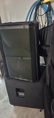 RCF Art 915 a DJ PA 15 Zoll Aktivbox Lautsprecher 2100 Watt. 2 Stück  - Bild 1 von 4