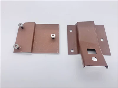 Soporte de suspensión silenciador lateral pasajero cuerpo A 1967-1974. Foto 1 de 2