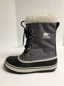 Sorel Women's Winter Carnival, Gray Waterproof Winter Snow Boots, Size 9M.