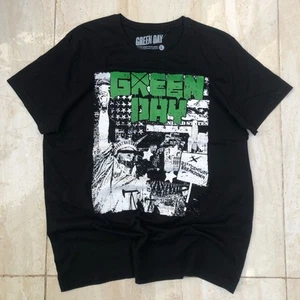 Green Day Vintage Reprint Band T-Shirt für Musikliebhaber Unisex Rock Merch - Bild 1 von 2
