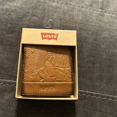 Levi’s Trifold Tan TOOLED Coated Leather RFID Protection Wallet Boxed Embossed - Image 1 of 4