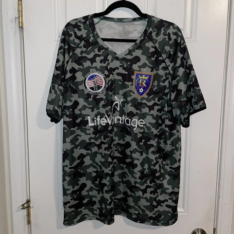 REAL SALT LAKE Men’s Soccer Jersey XL Camo Short Sleeve EUC Utah National Guard Cover