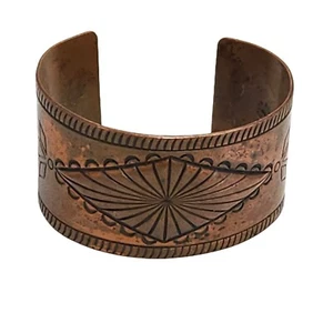Brazalete vintage Bell Trading Post cobre diseño diamante pátina - Imagen 1 de 6