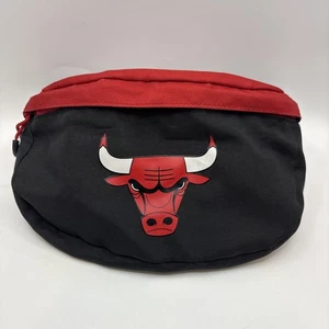 VINTAGE CHICAGO BULLS PRIMARK CARES Fanny Pack Bag Michael Jordan 100% Polyester - Picture 1 of 11